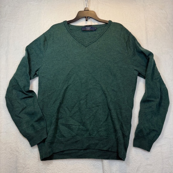 J Crew Sweater Mens Size Large Hunter Green 100% Merino V-Neck Slim Fit - Picture 2 of 8